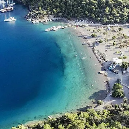 Portville Holiday Villas - Casa Di Mezzo